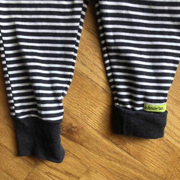 🆕 Absorba 18M Car Pant Outfit With Socks - Picture 5 of 7